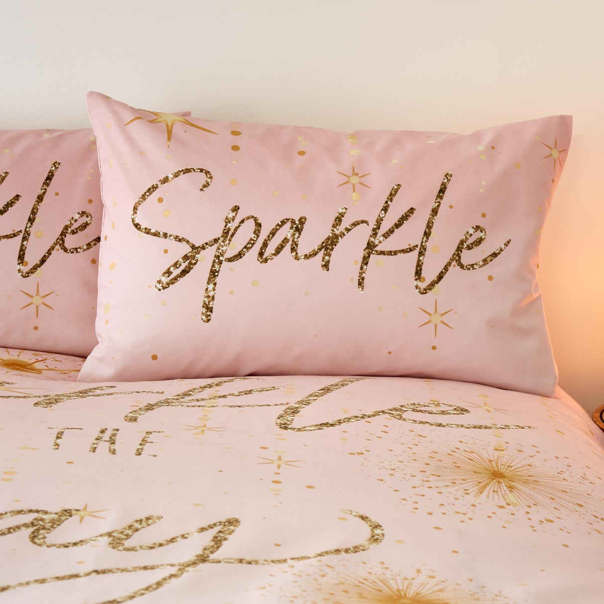 Christmas Sparkle Duvet Cover Set by Catherine Lansfield