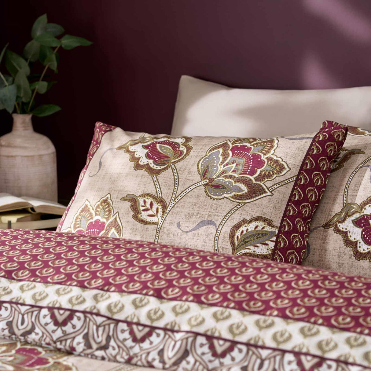 Kashmir Paisley Floral Duvet Cover Set by Catherine Lansfield