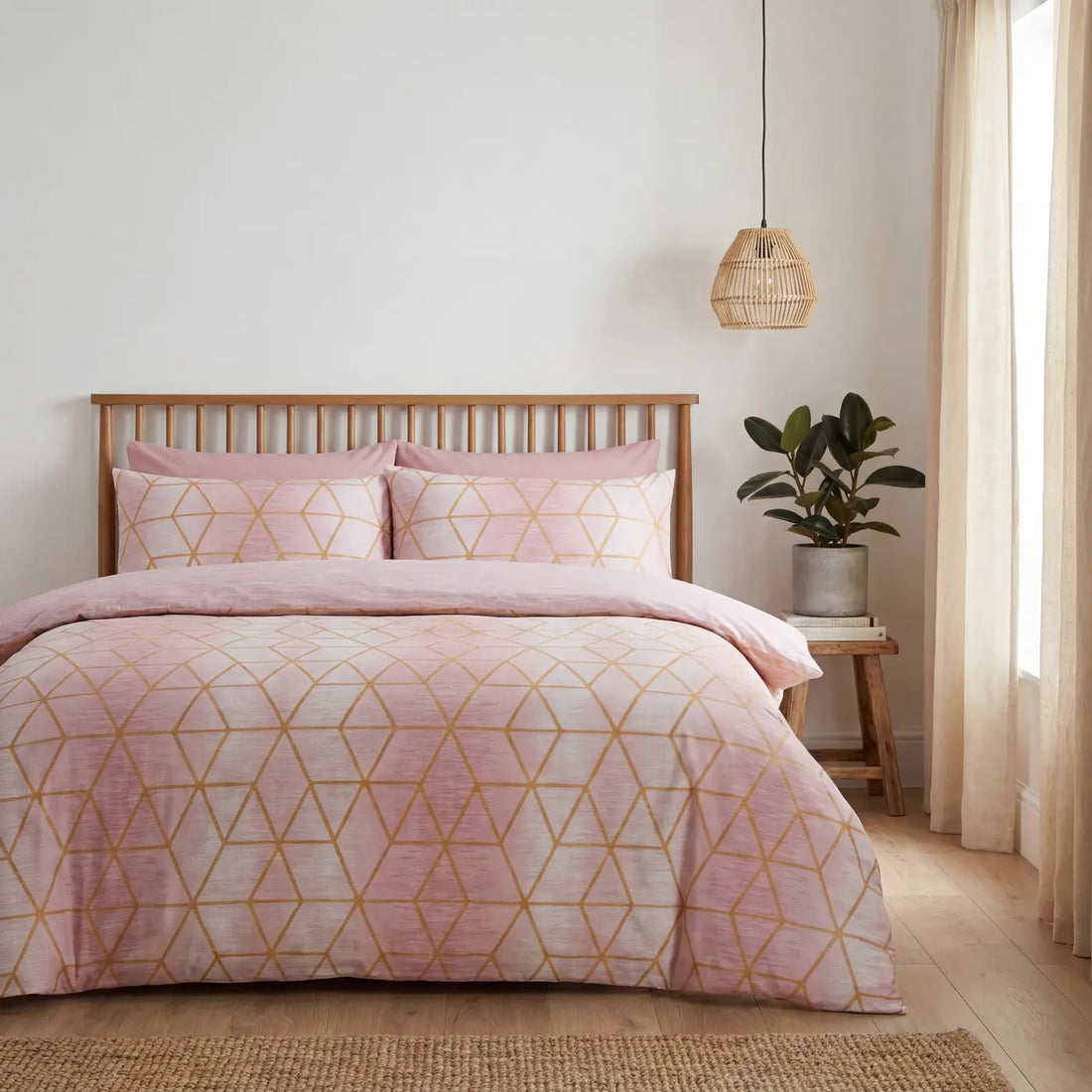 Calvin Blush Duvet Cover Bedding Set