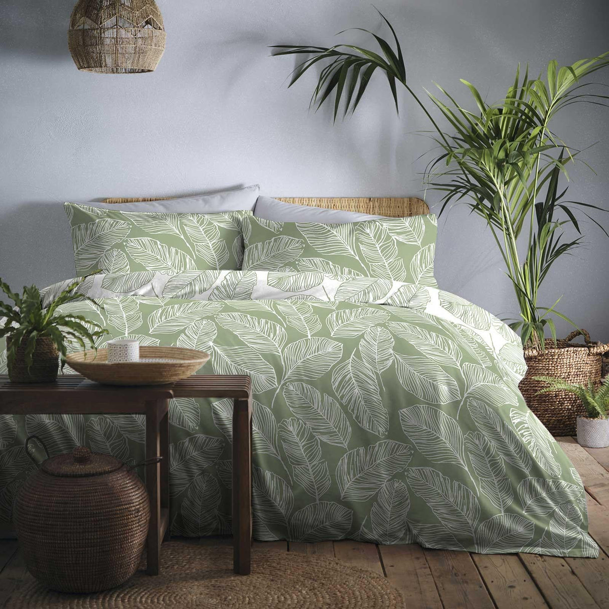 Matteo Easy Care Polycotton Duvet Cover Set - Green