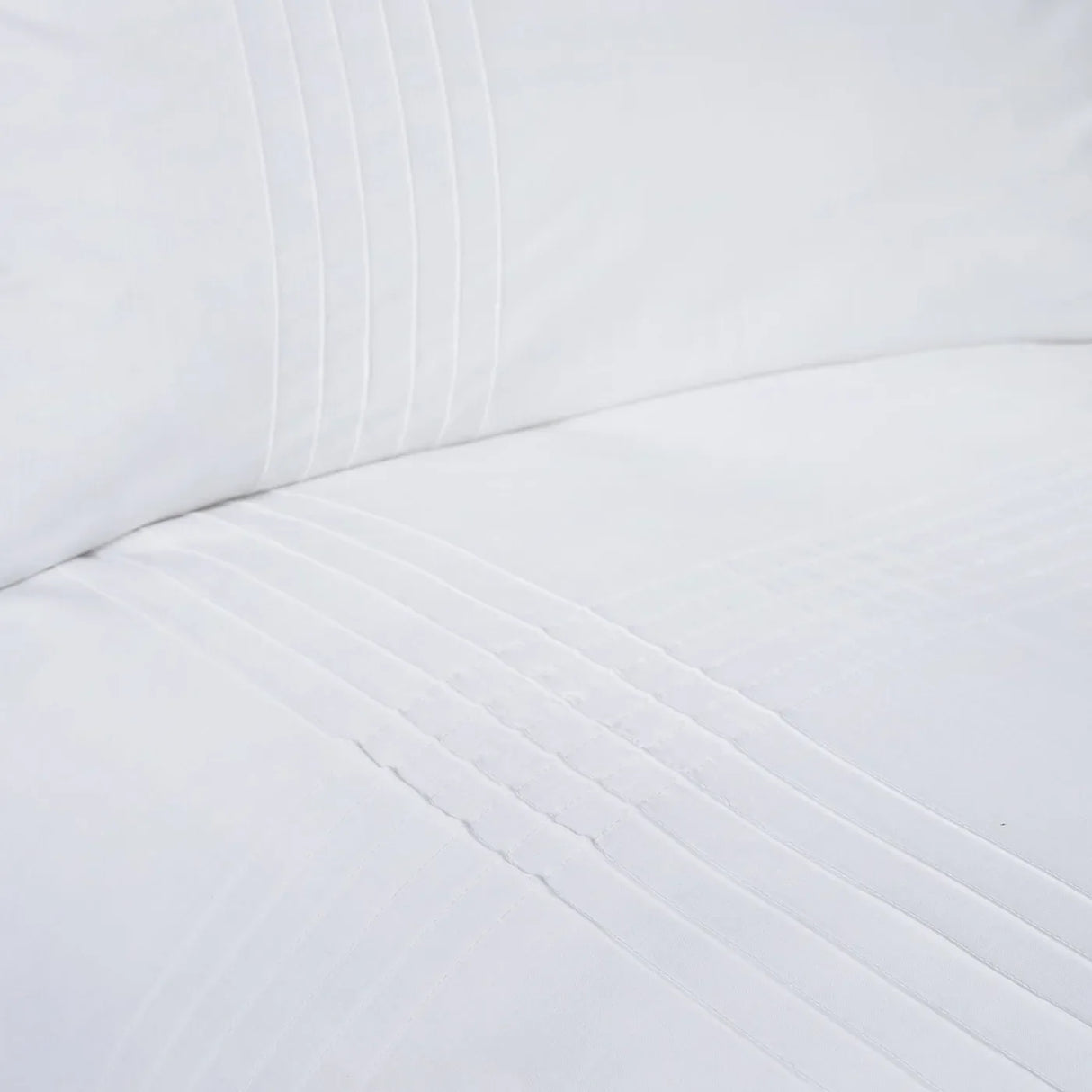 Amalfi Duvet Cover Set in White - Double