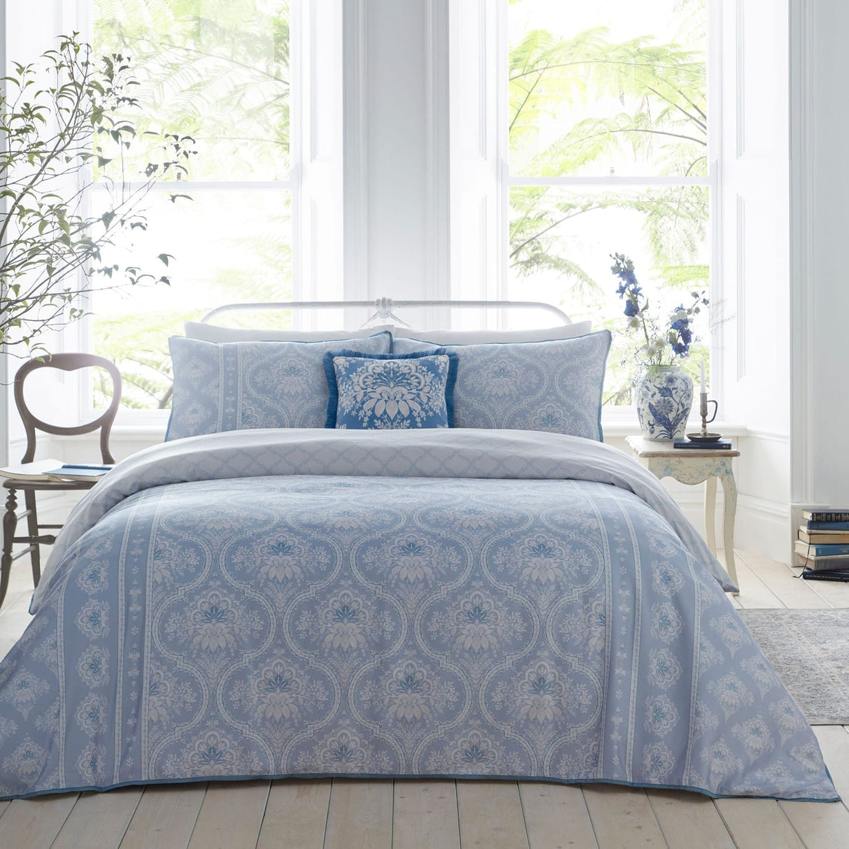 Alexia Velvet Filled Cushion - Alexia Cushion In Blue 43 X 43Cm 4