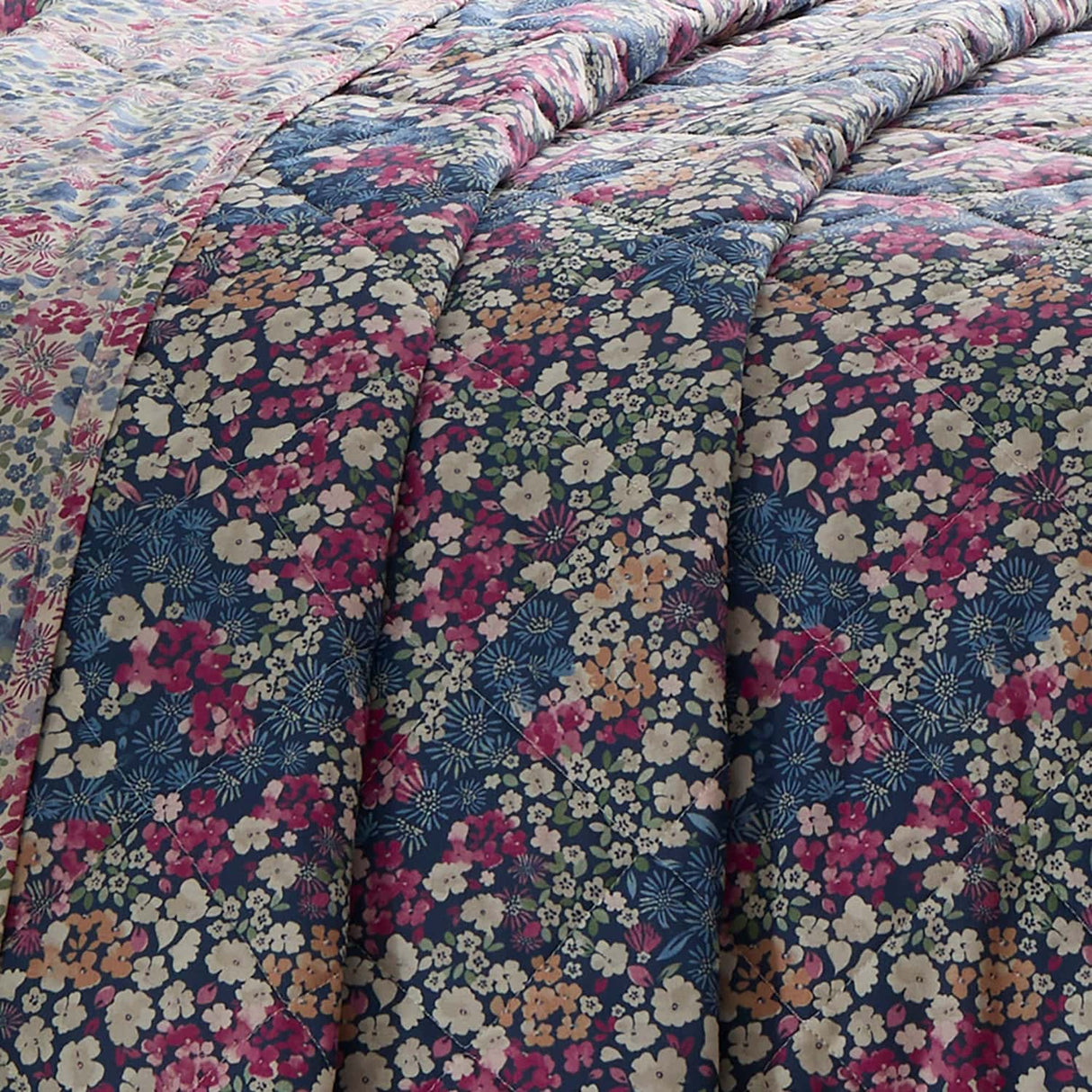 Bessie Polycotton Quilted Bedspread 200cm x 230cm - Navy - Bessie Bedspread In Navy 200 X 230Cm 2