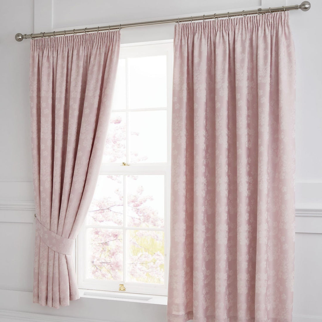 Blossom Jacquard Pencil Pleat Curtains 66" x 72"