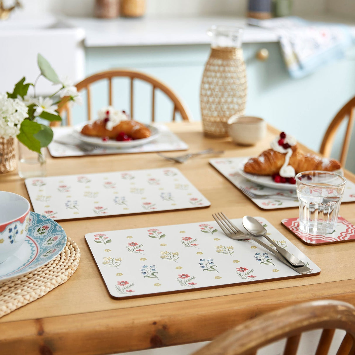 Ulster Weavers Boho Floral Placemat 4 Pack - Boho Floral Placemat 4 Pack In Multicolour 2