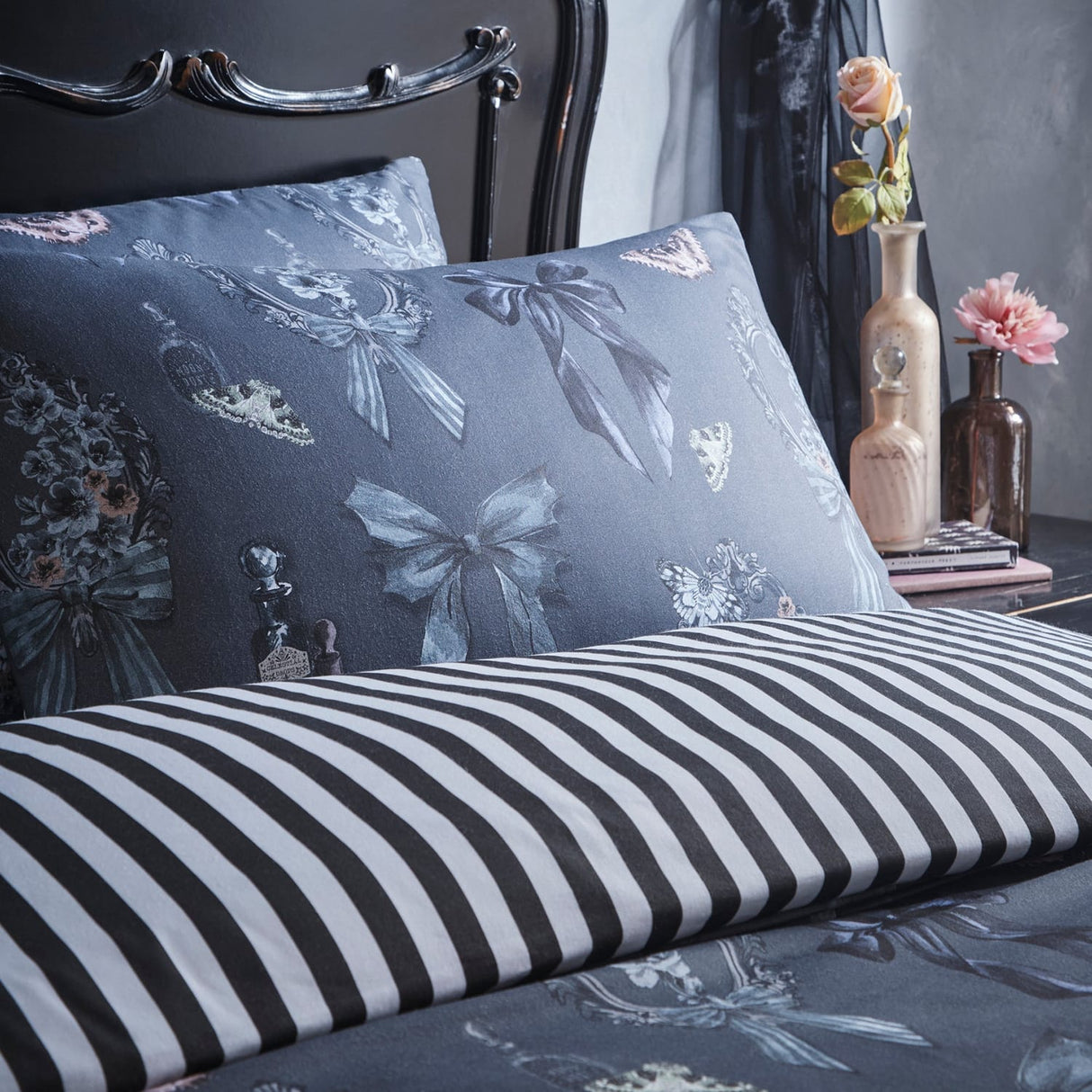 Bows Noir Grey Polycotton Duvet Cover Set - Bows Noir Halloween Duvet Cover Set In Grey 2