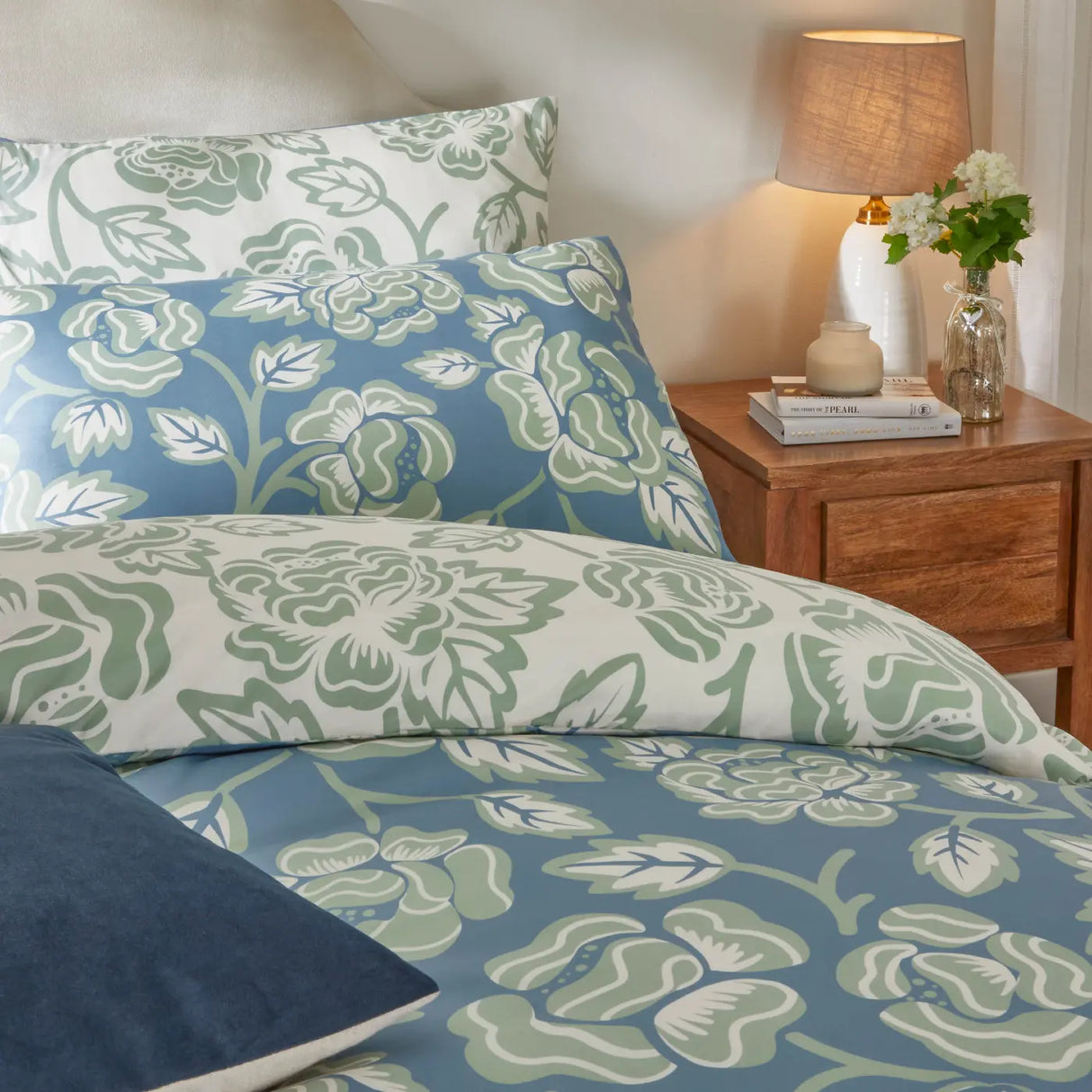 Camellia Duvet Cover Set by Duvet Day