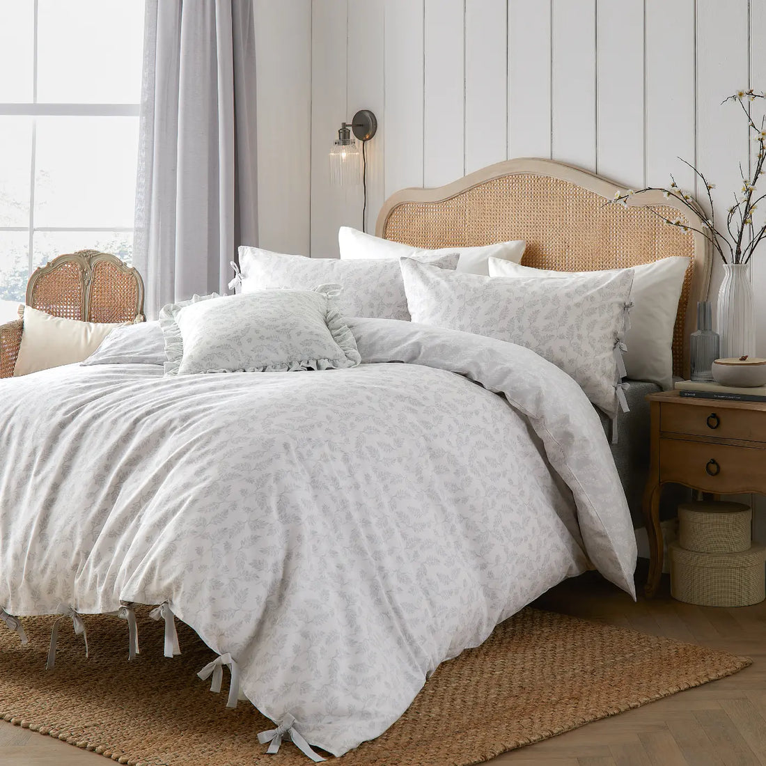 Chloe 100% Cotton Duvet Cover Set Soft White