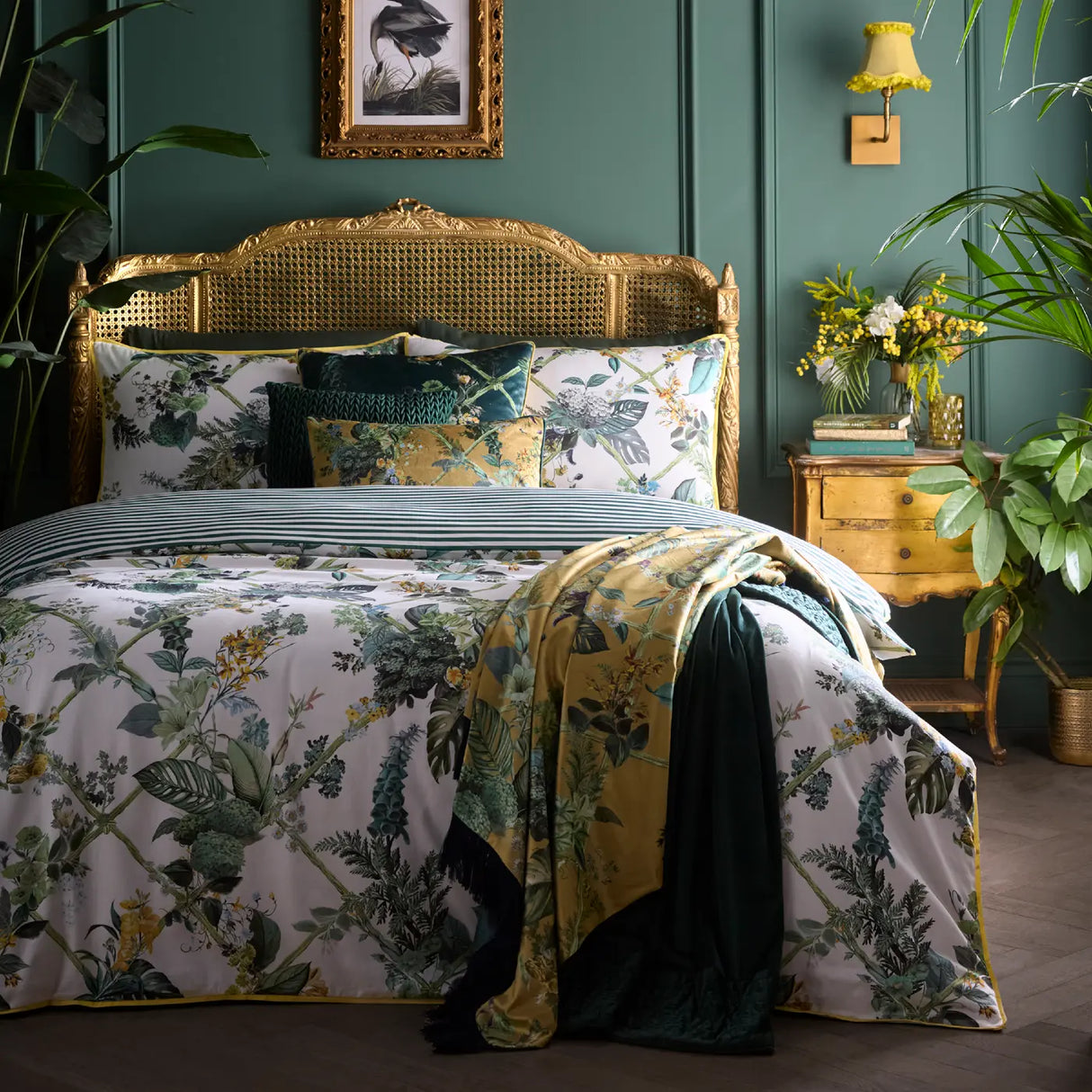 Laurence Llewelyn-Bowen Cotswold Fantasia Dawn Cushion Cover 9