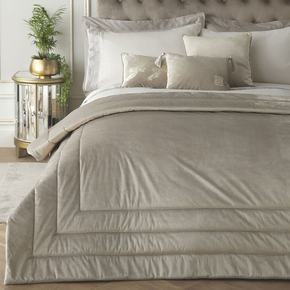 Laurence Llewelyn-Bowen Chic Velvet Bedspread 220cm x 150cm - Chic Bedspread In Oyster 150 X 220Cm