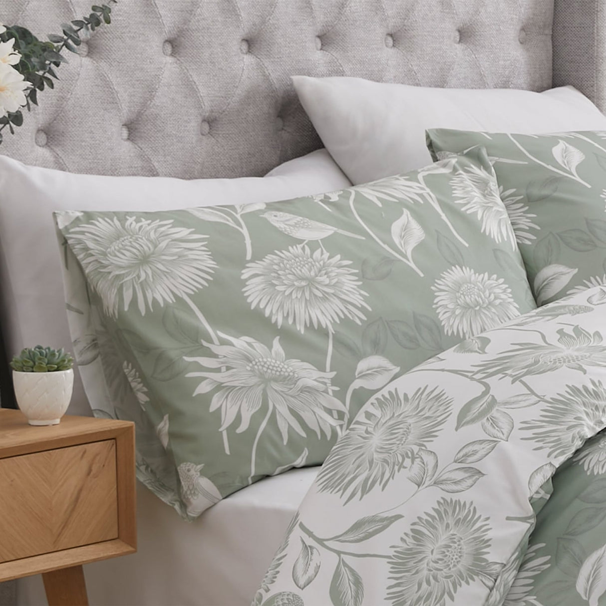 Chrysanthemum Floral Polycotton Duvet Cover Set - Green - Chrysanthemum Duvet Cover Set In Green 2