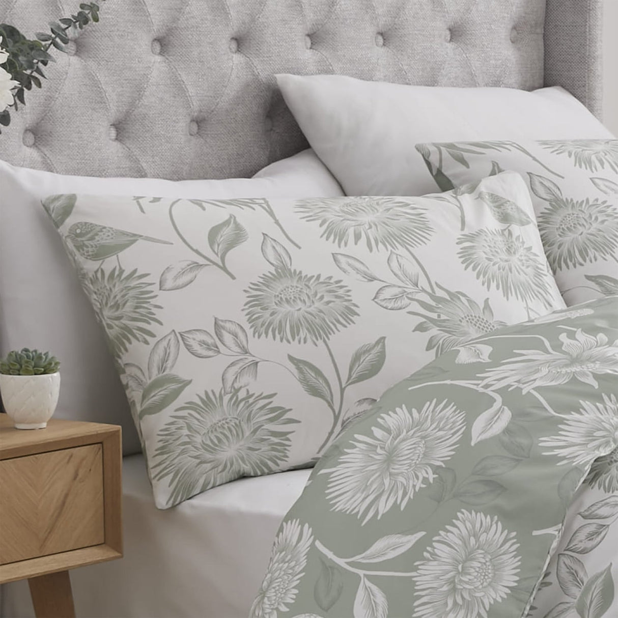 Chrysanthemum Floral Polycotton Duvet Cover Set - Green - Chrysanthemum Duvet Cover Set In Green 5