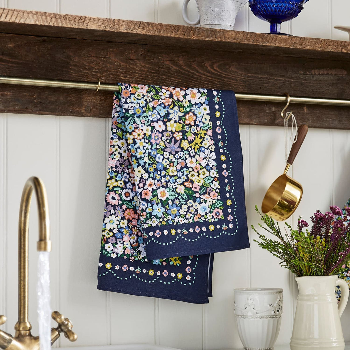Ulster Weavers Confetti Floral Tea Towel - Confetti Floral Cotton Tea Towel In Multicolour 2