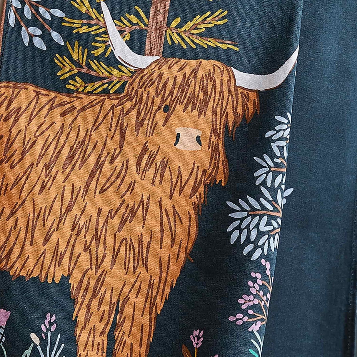 Ulster Weavers Connie Cow Tea Towel - Connie The Cow Cotton Tea Towel In Navy 3