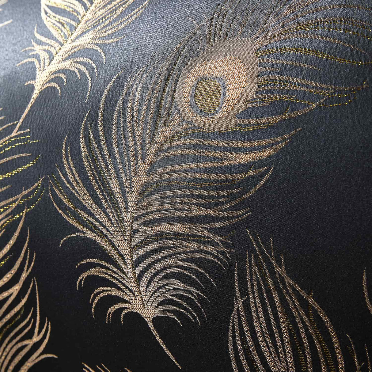 Laurence Llewelyn-Bowen Dandy Jacquard Polycotton Duvet Cover Set - Black - Dandy Duvet Cover Set In Black Gold 2