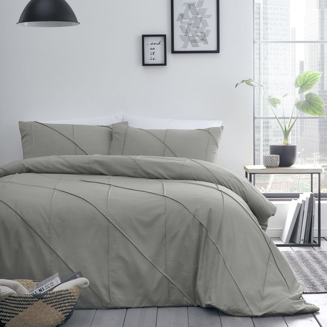 Dart Geometric Grey Duvet Cover Bedding Set