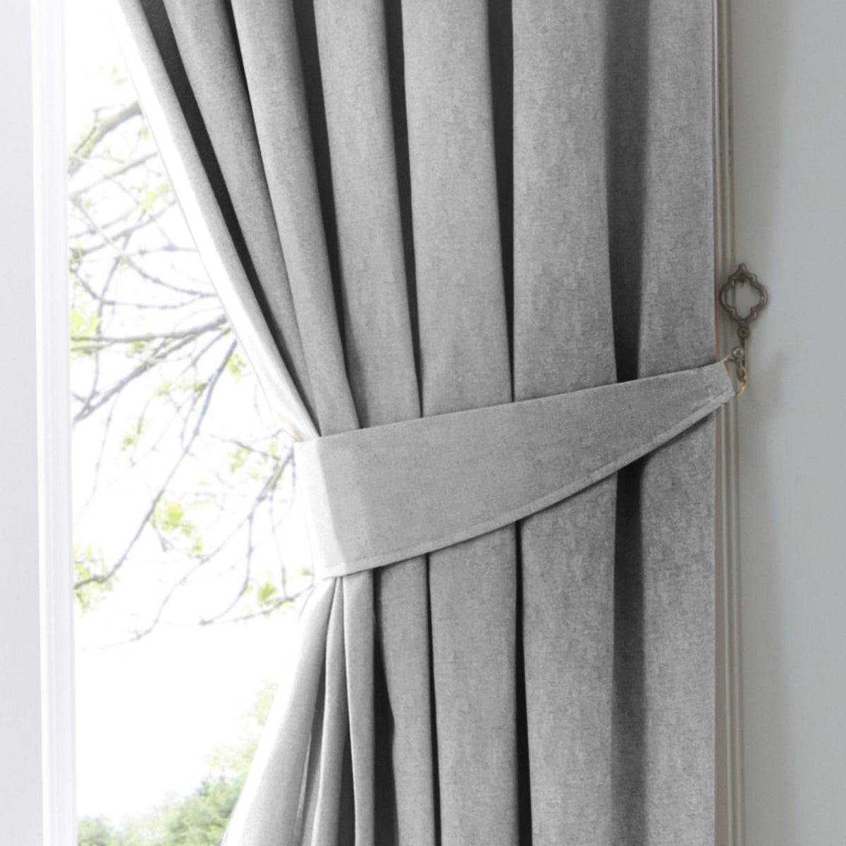 Dijon Blackout Thermal Pencil Pleat Curtains - Silver Light Filtering Polycotton - Dijon Pencil Pleat Curtains In Silver 3