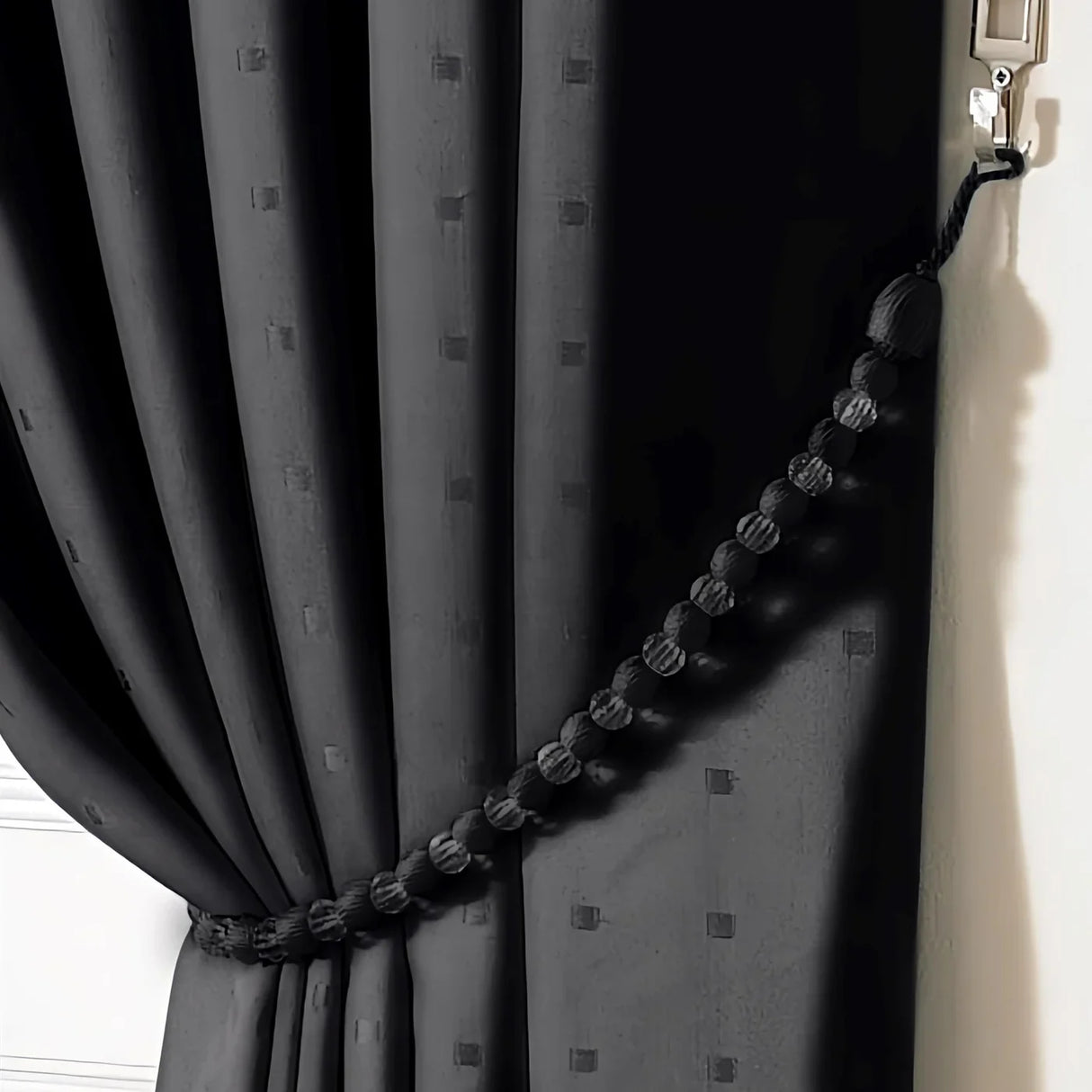 Earl Rope Curtain Tie Back - Single in Black - Image 2