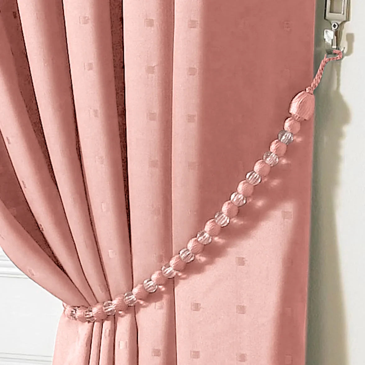 Earl Rope Curtain Tie Back - Single in Pink - Image 2