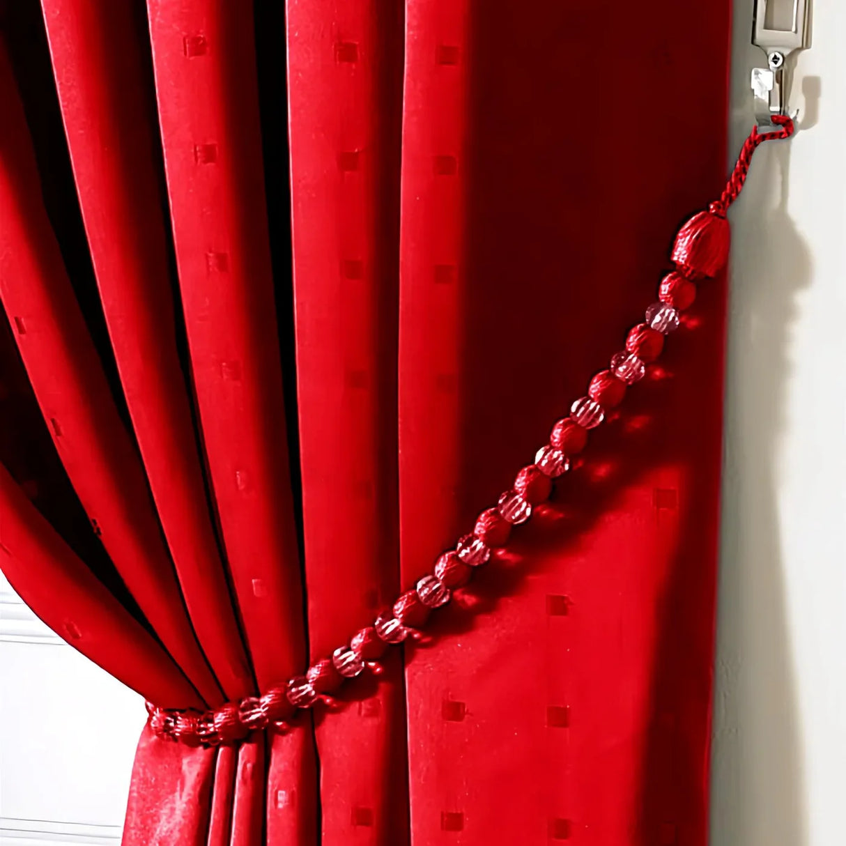 Earl Rope Curtain Tie Back - Single in Red - Image 2