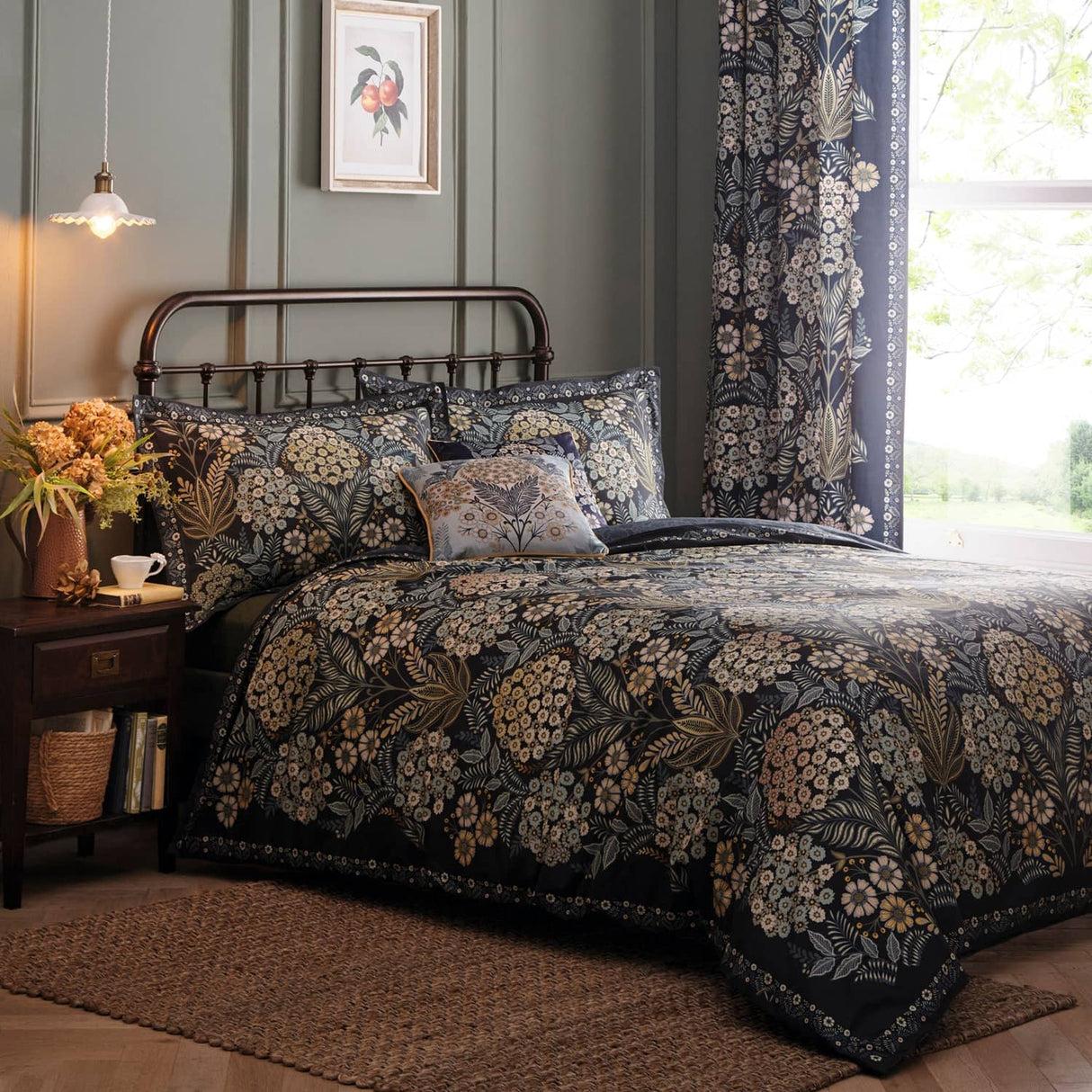 Evelina Floral Cotton Duvet Cover Set - Evelina Duvet Cover Set In Navy 5