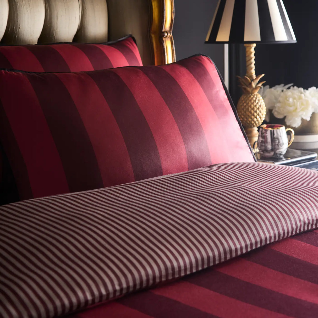 Laurence Llewelyn-Bowen Festivo Circus Stripe 100% Cotton Duvet Cover Set 7