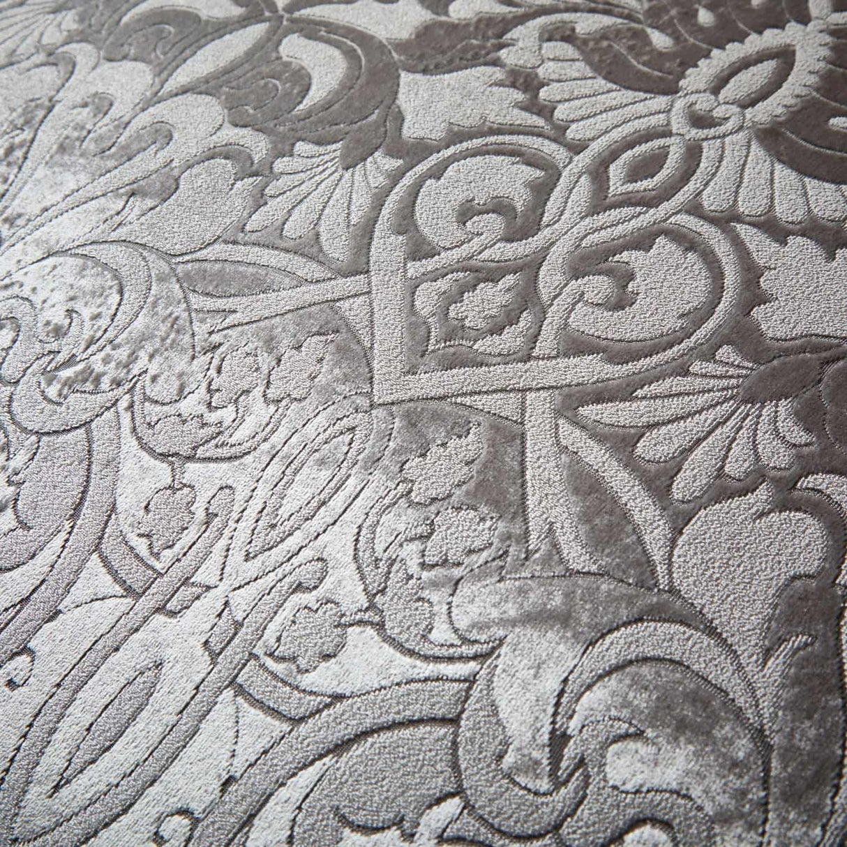 Laurence Llewelyn-Bowen Firenza Velvet Duvet Cover Set Grey Bedding - Silver - Firenza Duvet Cover Set In Silver 3