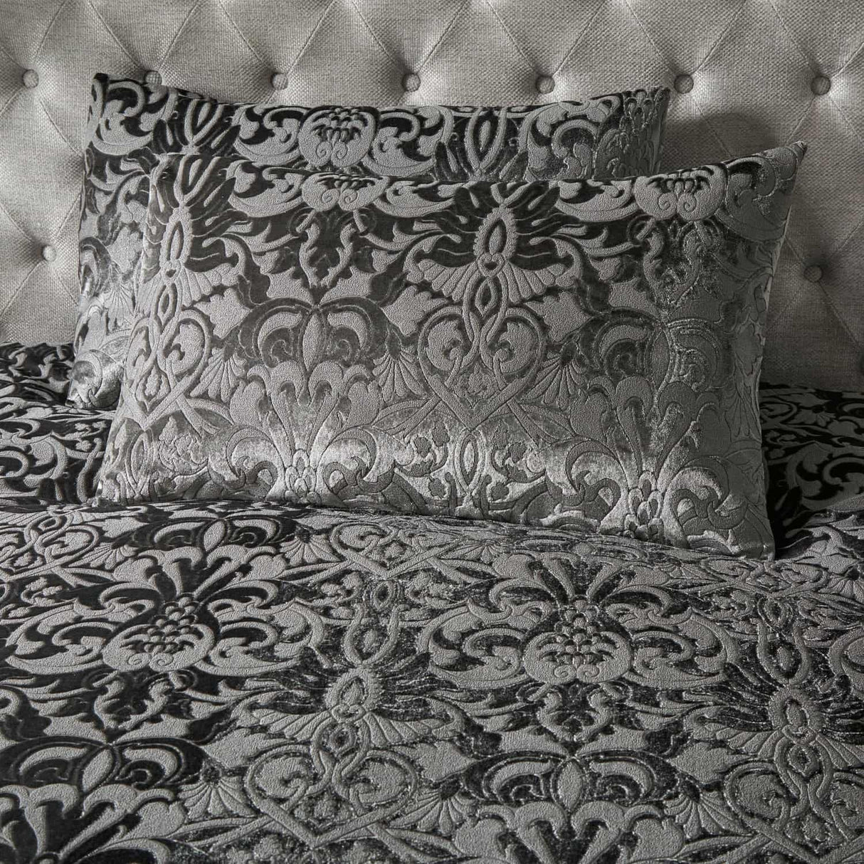 Laurence Llewelyn-Bowen Firenza Velvet Duvet Cover Set Grey Bedding - Slate - Firenza Duvet Cover Set In Slate 3