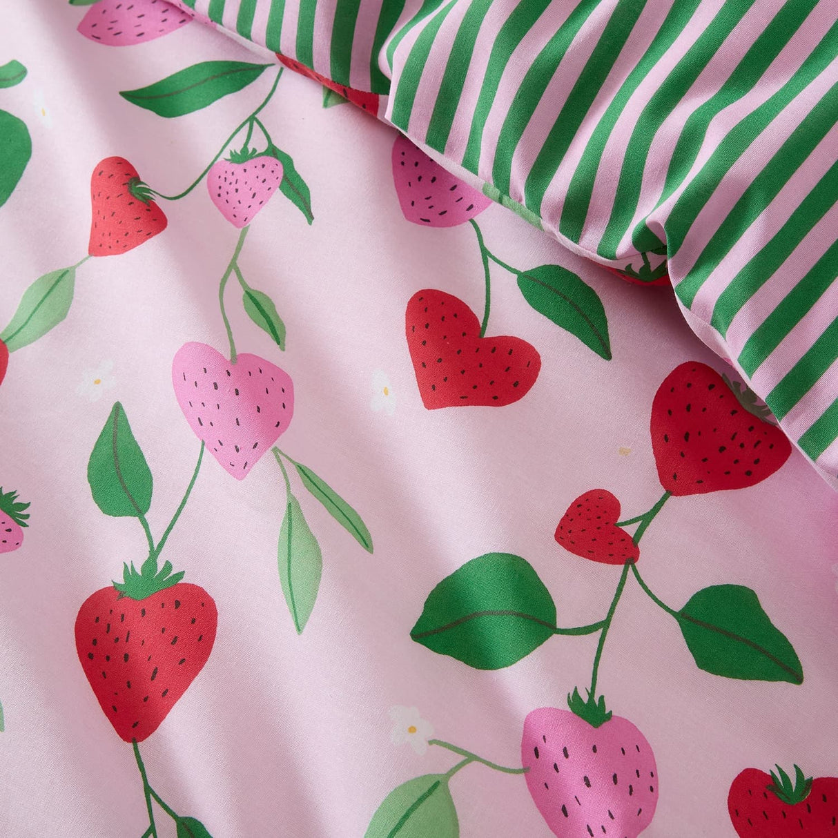 Fun Strawberries Pink Polycotton Kids Duvet Cover Set - Fun Strawberries Duvet Cover Set In Pink 5