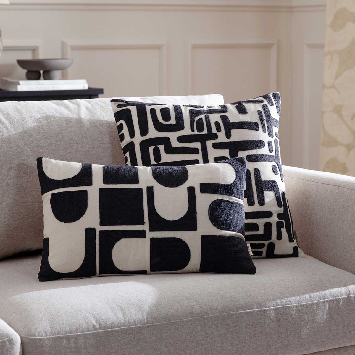 Hallam Cushion Cover / Filled Cushion 12" x 20" (30cm x 50cm) - Mono