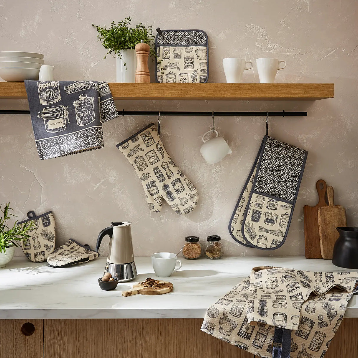 Herbs & Spices Kitchen Collection by Ulster Weavers