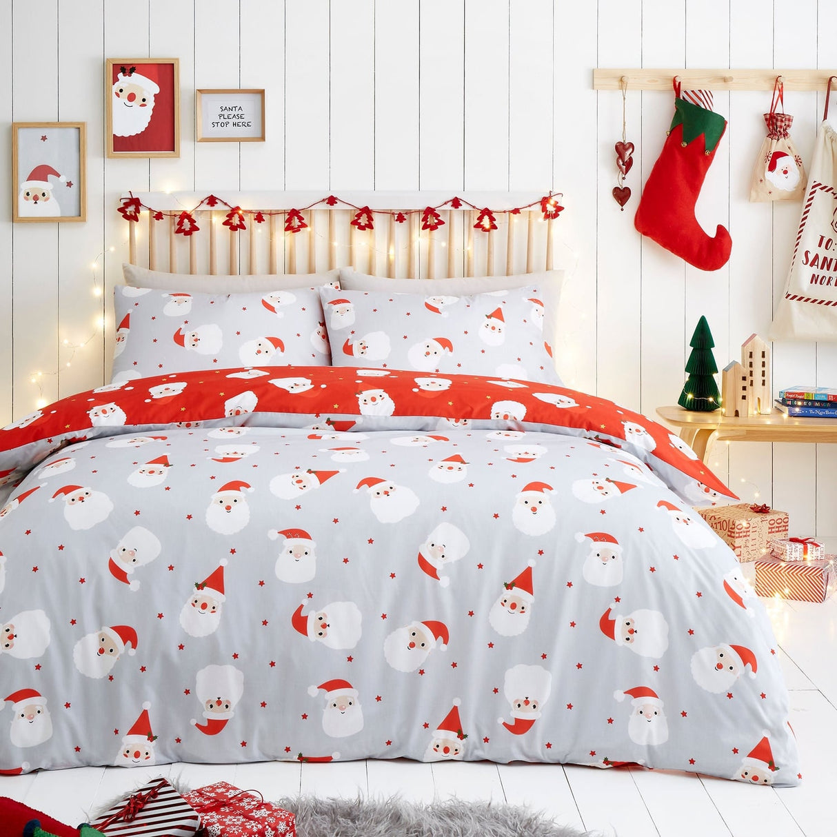 Happy Santa Christmas Microfibre Duvet Cover Set - Happy Santa Christmas Duvet Cover Set In Red 3