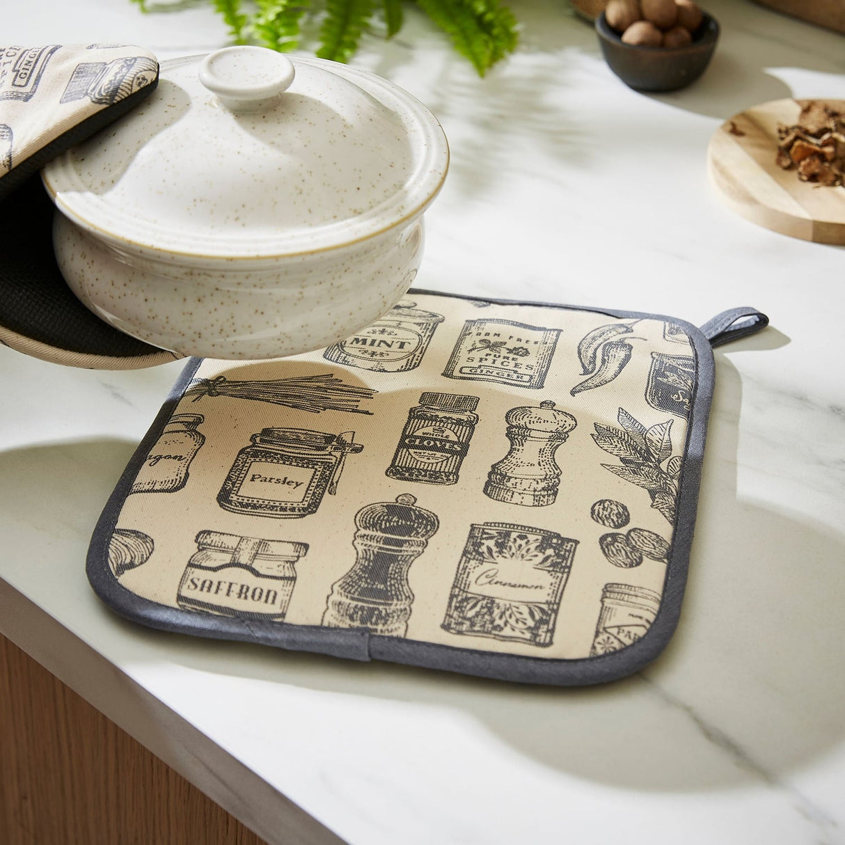 Ulster Weavers Herbs & Spices Pot Mitt - Herbs & Spices Pot Mitt In Grey 2