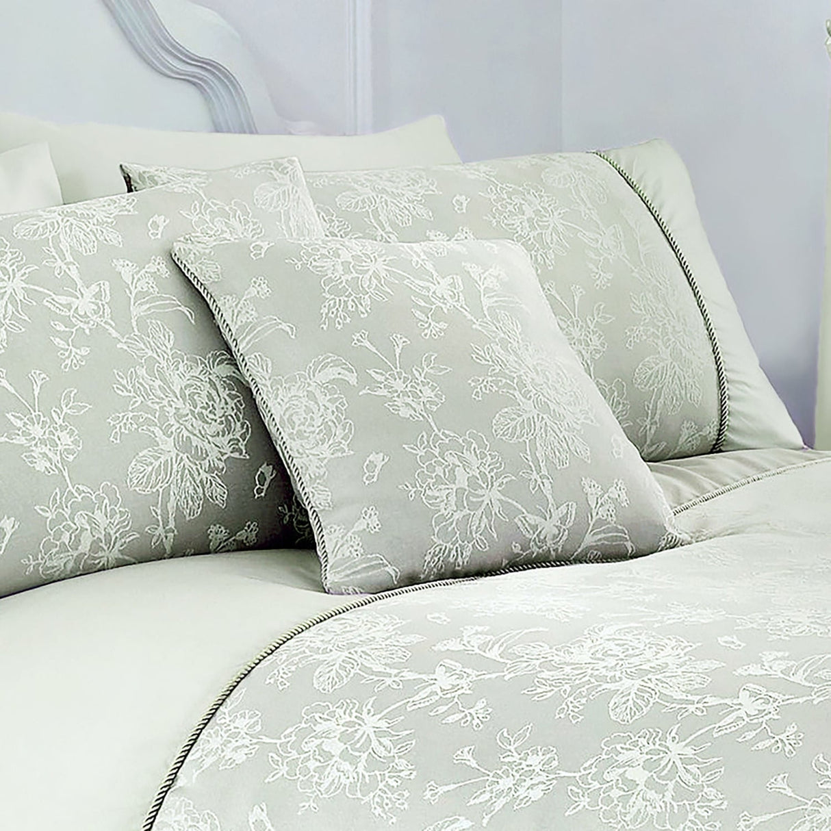 Jasmine Floral Cushion Cover 43cm x 43cm (17" x 17") - Green