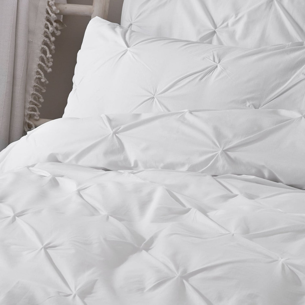 Lara Plain Dye Easy Care Duvet Cover Set - White - Lara Duvet Cover Set In White 2