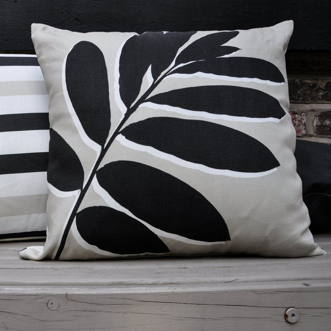 Leaf Outdoor 100% Cotton Natural Cushion Cover Water Resistant 43cm x 43cm