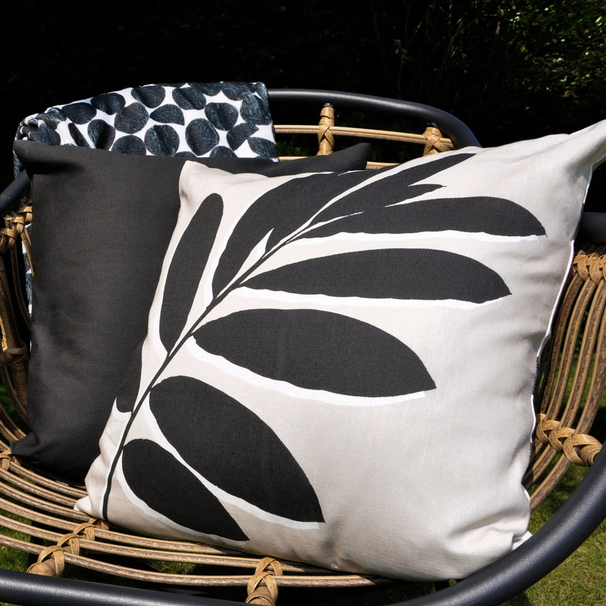 Leaf Outdoor Cushion Cover Water Resistant 43cm x 43cm - Natural - Leaf Print Outdoor Cushion In Natural 43 X 43Cm 2