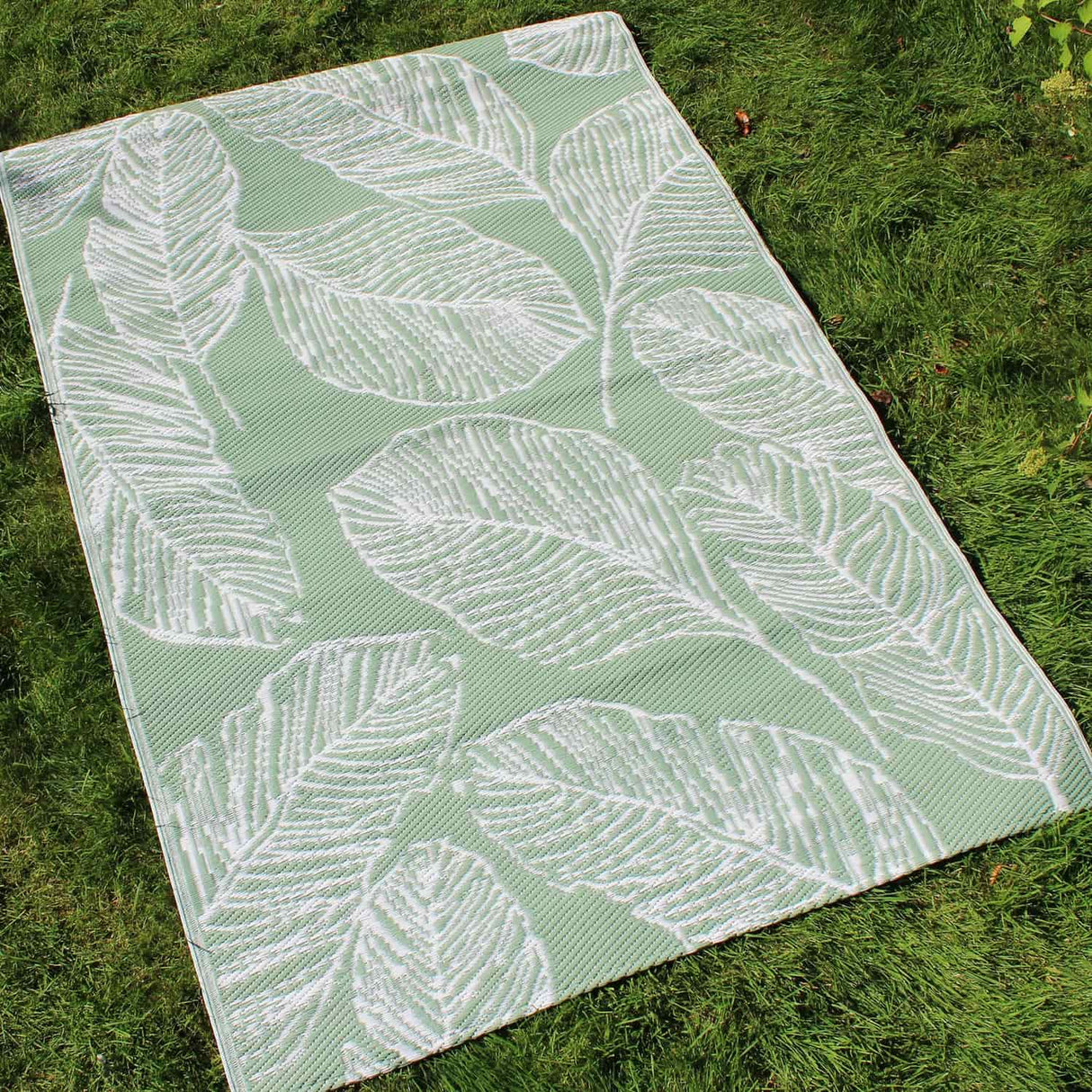 Matteo Geometric Outdoor Rug 120cm x 170cm - Matteo Outdoor Rug In Green 120 X 170Cm 1