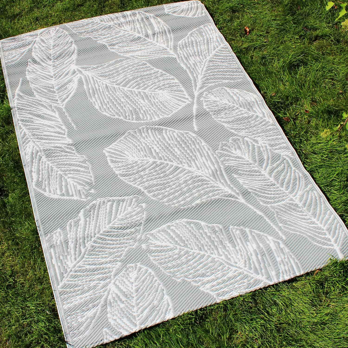 Matteo Geometric Outdoor Rug 120cm x 170cm - Matteo Outdoor Rug In Grey 120 X 170Cm 1