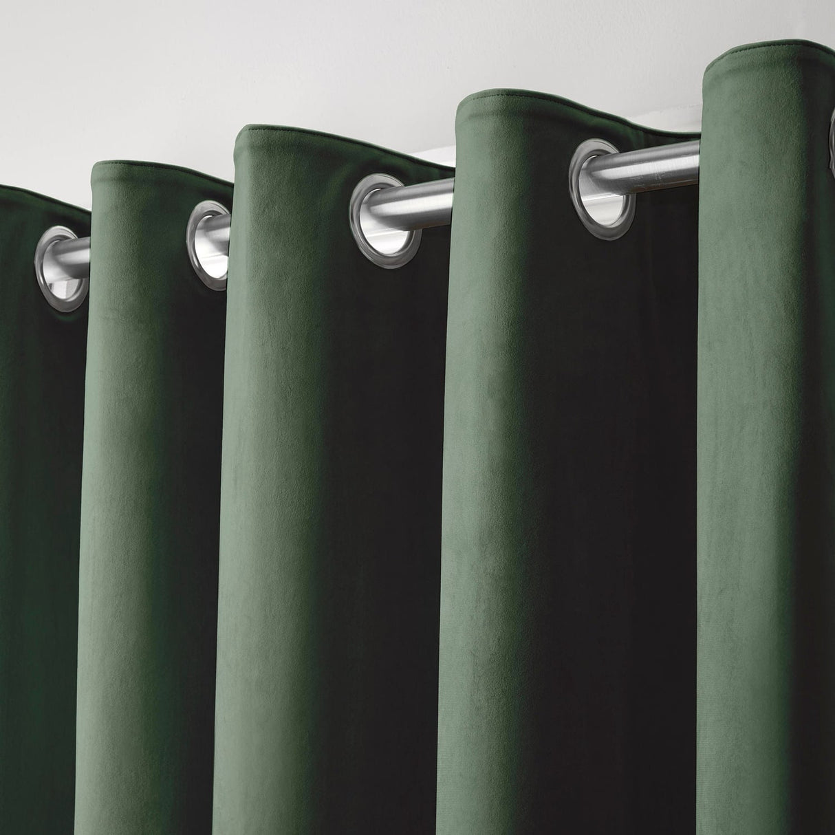 Laurence Llewelyn-Bowen Montrose Velvet Blackout Eyelet Curtains - Bottle Green Light Filtering - Montrose Eyelet Curtains In Bottle Green 3