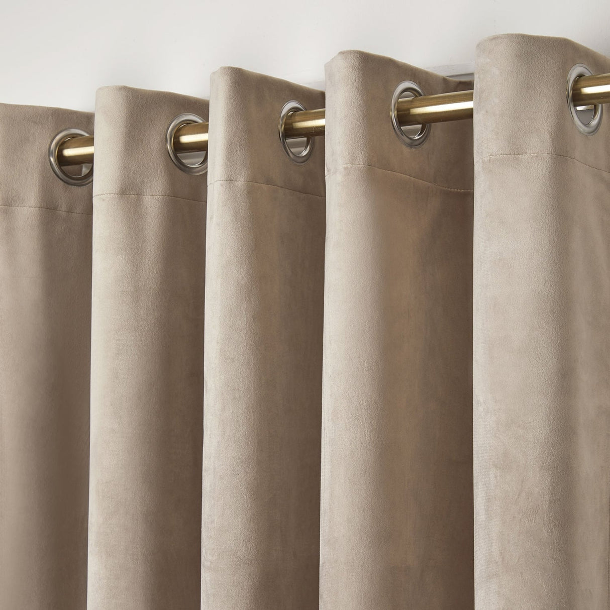 Laurence Llewelyn-Bowen Montrose Velvet Blackout Eyelet Curtains - Linen Light Filtering - Montrose Eyelet Curtains In Linen 3