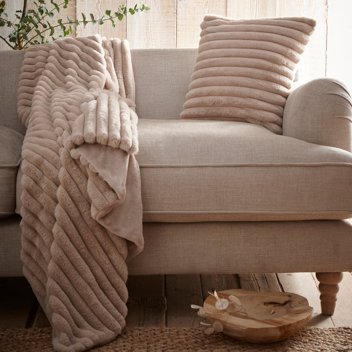 Hygge Morritz Faux Fur Cosy Cushion Cover 43cm x 43cm - Natural - Morritz Cushion In Natural 43 X 43Cm 2