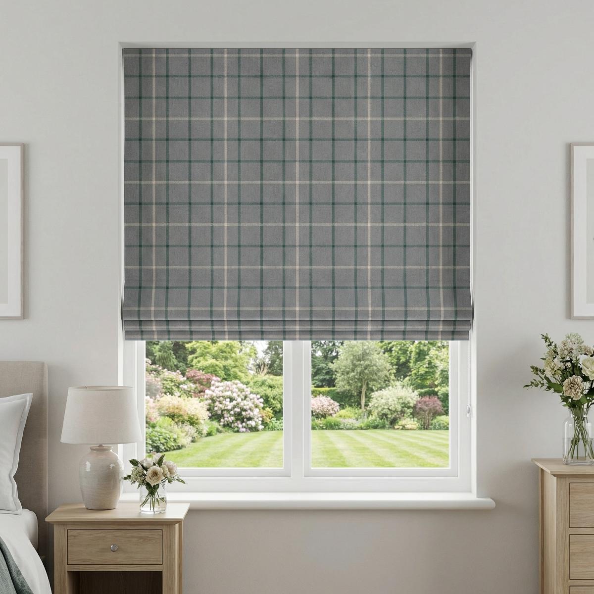 Mull Made to Measure Roman Blind Archer
