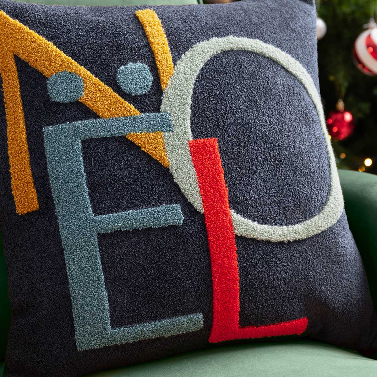 Noel Cushion Cover / Filled Cushion 20" x 20" (50cm x 50cm) by Evans Lichfield 3
