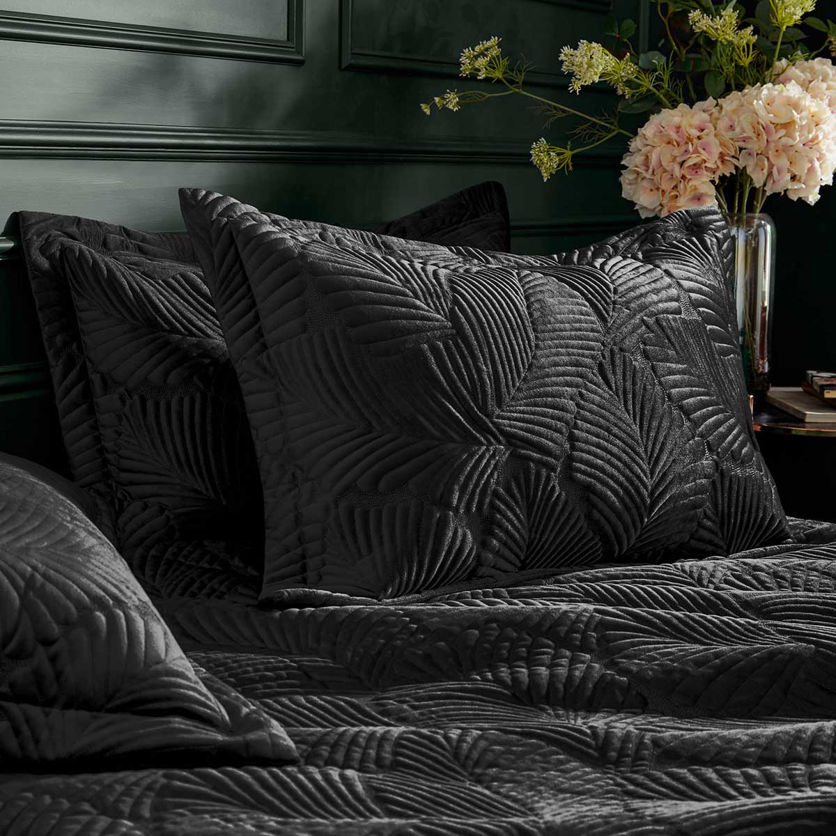 Palmeria Duvet Cover Set by Paoletti