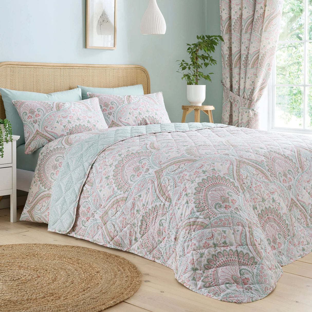 Palais Bedspread 230cm x 195cm by D & D