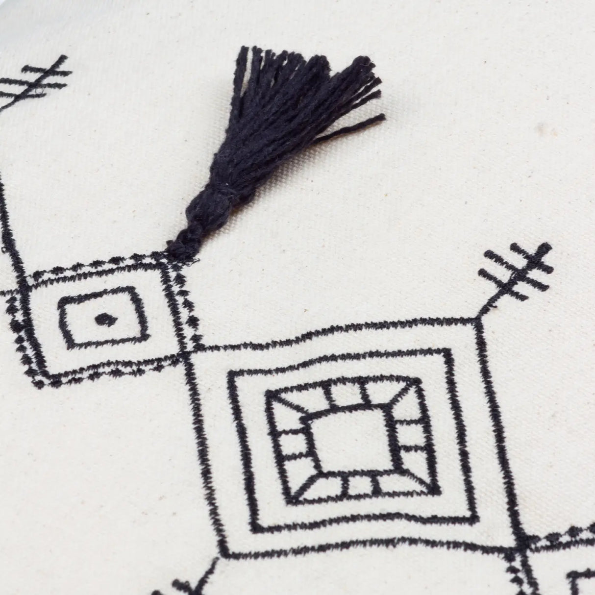 Pritta Cushion Cover 16" x 24" by furn. 25