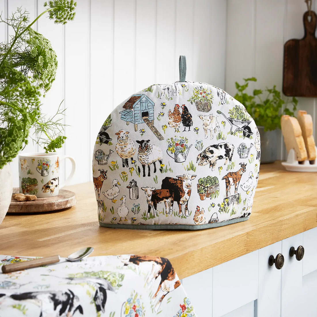 Ulster Weavers Portman Farm Farmhouse Design Tea Cosy