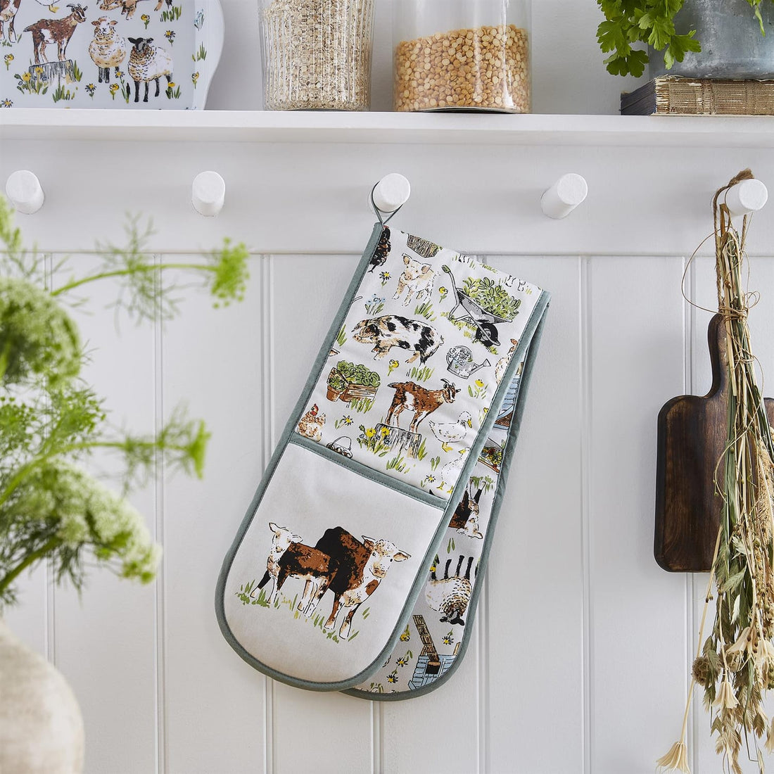 Ulster Weavers Portman Farm Farmhouse Design Double Oven Glove