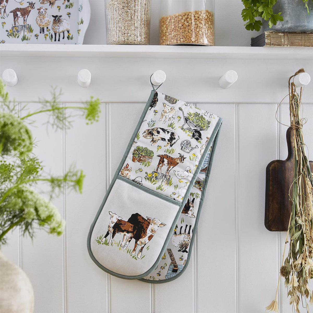 Ulster Weavers Portman Farm Farmhouse Design Double Oven Glove - Portman Farm Double Oven Glove In Grey 2